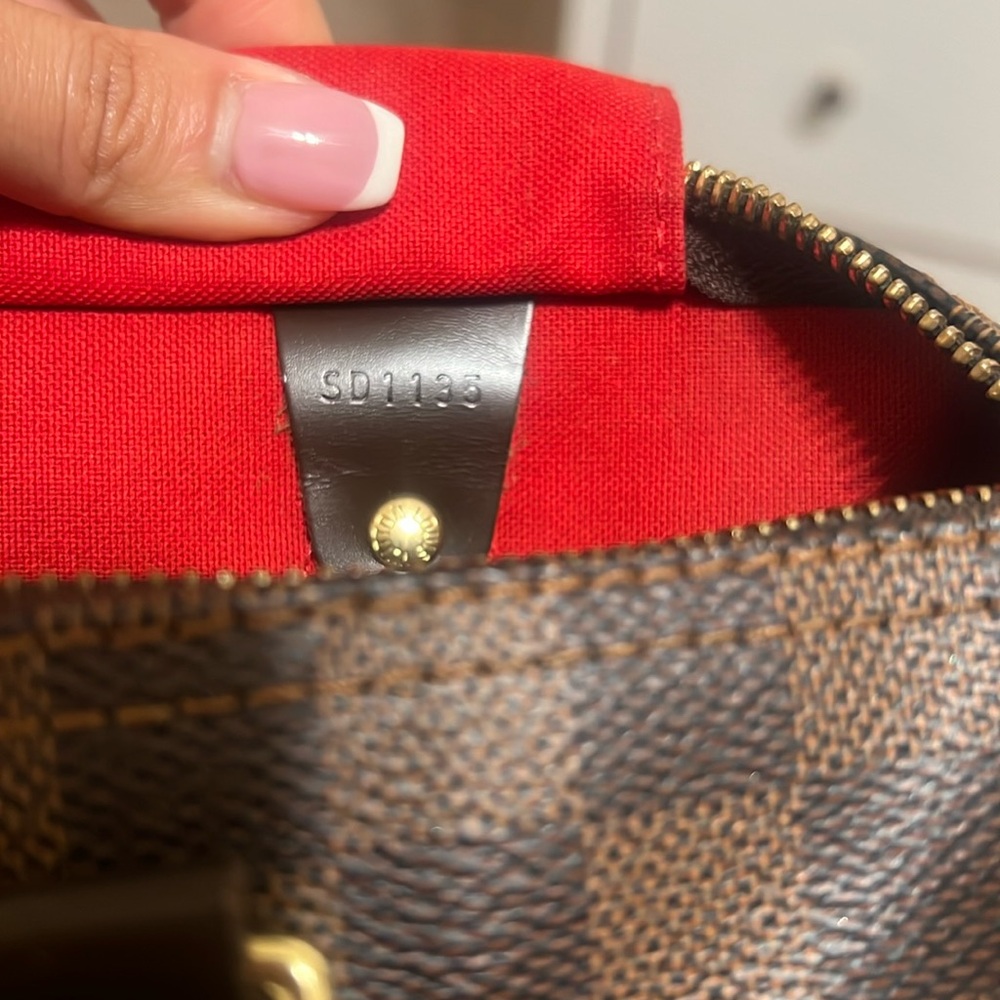 Louis Vuitton Speedy Monogram Handbag 👜🤎 - Picture 4 of 7